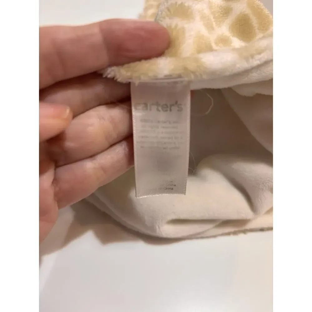 Carters Giraffe Lovey Plush Security Blanket Pacifier Holder Gender Neutral EUC